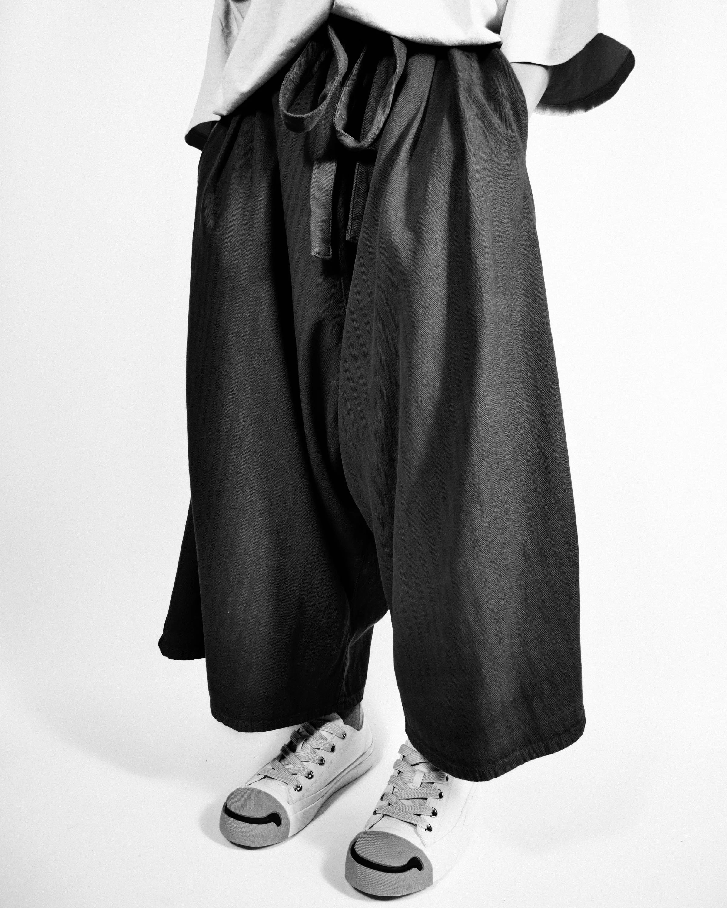 SYSTEM / ブローチ付/ap studio/ポンチョ/34/ウール/NVY/SY2E8ROTTO1W SYSTEM◇ブローチ付/ap studio/ポンチョ/34/ウール/NVY/SY2E8ROTTO1W